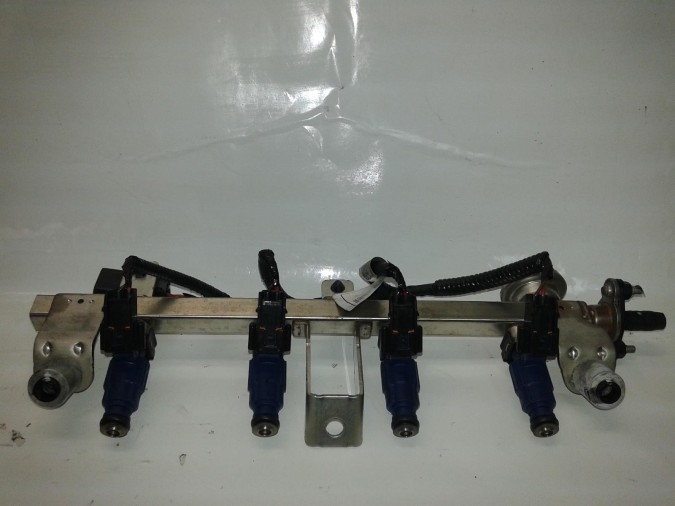RAMPA DE INYECCION HYUNDAI I10 2010