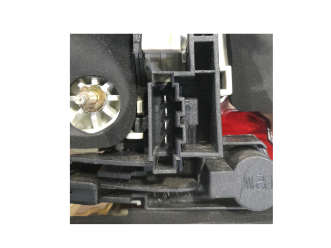 PILOTO TRASERO DERECHO VOLKSWAGEN TOUAREG 2004