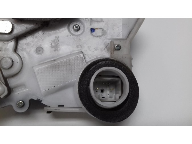 CERRADURA PUERTA DELANTERA IZQUIERDA TOYOTA PRIUS 2011