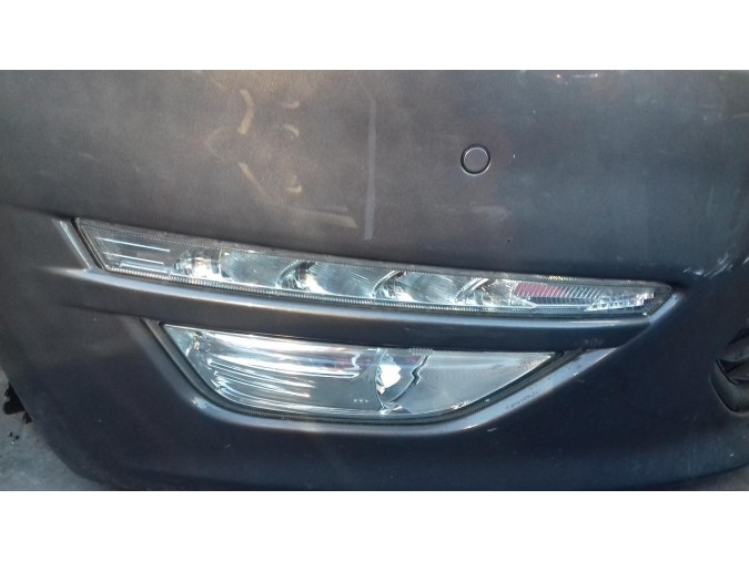 LUZ DIURNA IZQUIERDA FORD MONDEO 2015