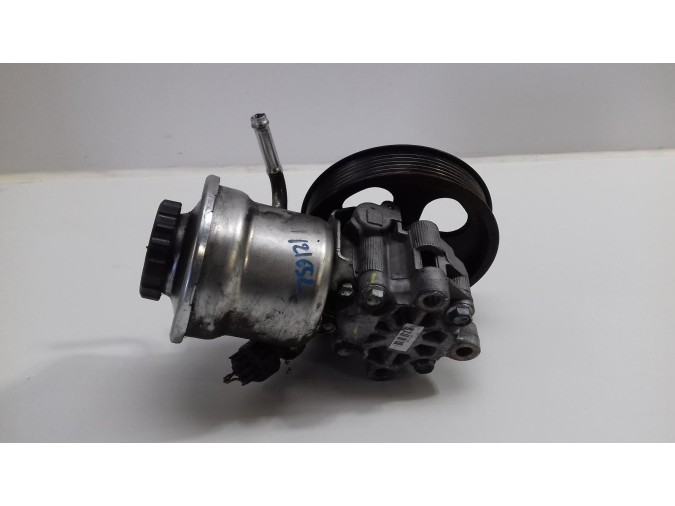 BOMBA SERVODIRECCION TOYOTA AVENSIS 2007