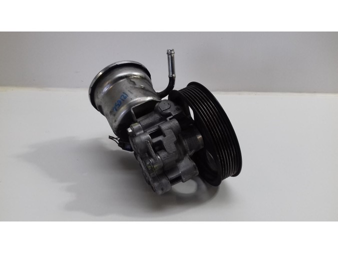 BOMBA SERVODIRECCION TOYOTA AVENSIS 2007