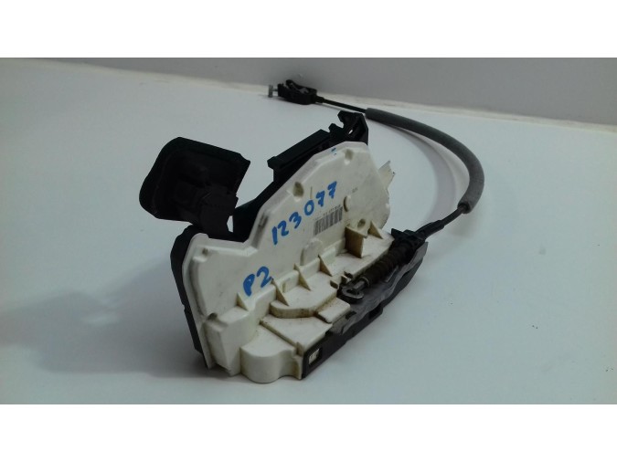 CERRADURA PUERTA DELANTERA DERECHA VOLKSWAGEN GOLF 2011
