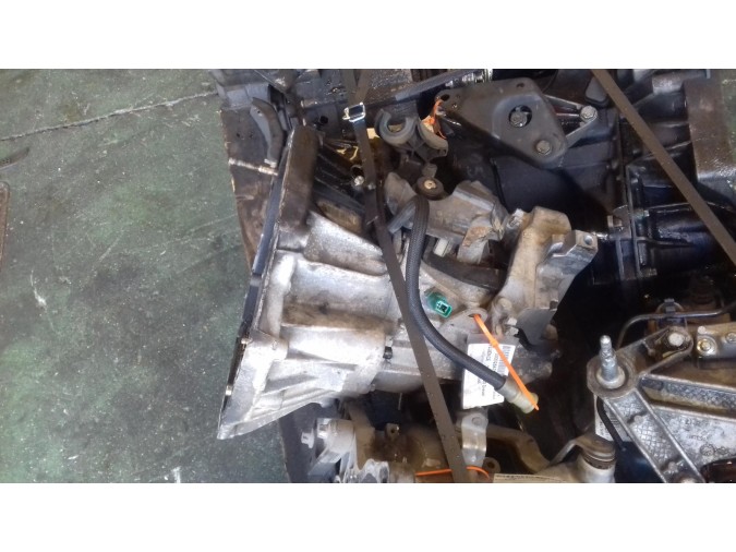 CAJA CAMBIOS RENAULT FLUENCE 2010