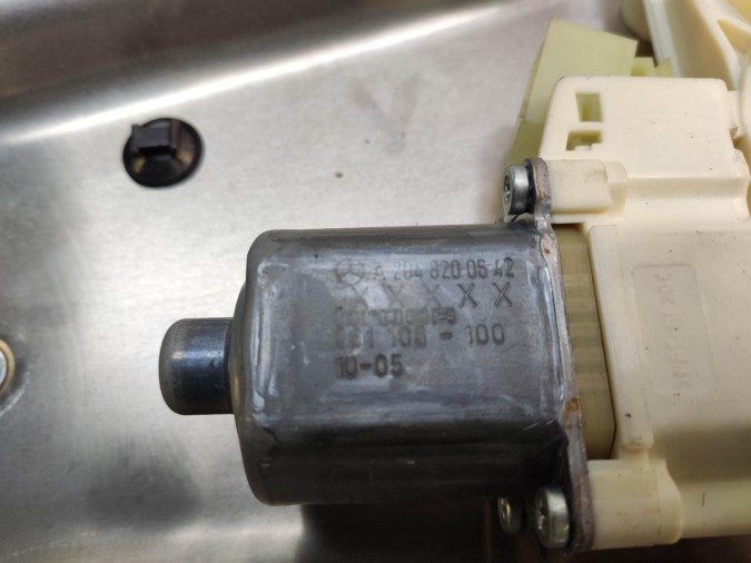 ELEVALUNAS TRASERO DERECHO AUDI Q7 2007
