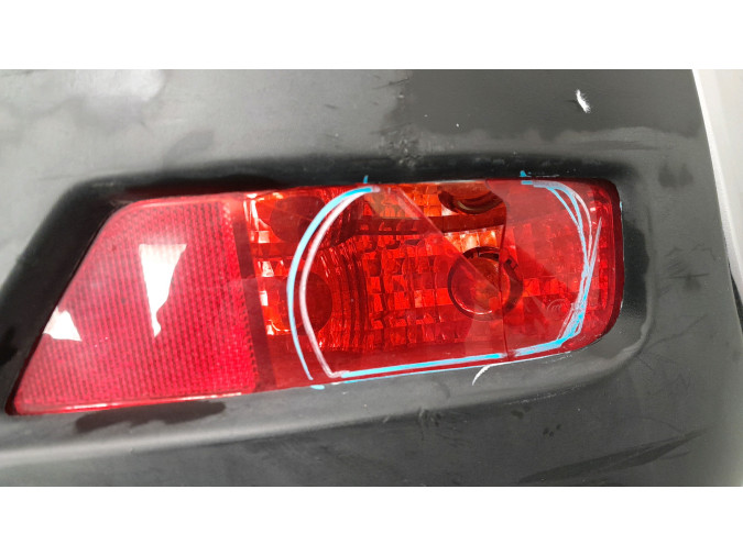 PARAGOLPES TRASERO PEUGEOT 3008PLATA