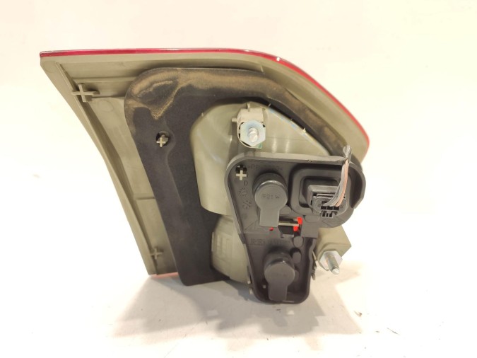 PILOTO TRASERO DERECHO RENAULT FLUENCE 2010