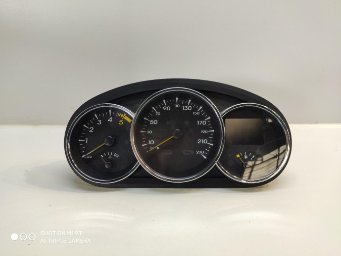 CUADRO INSTRUMENTOS RENAULT FLUENCE 2010