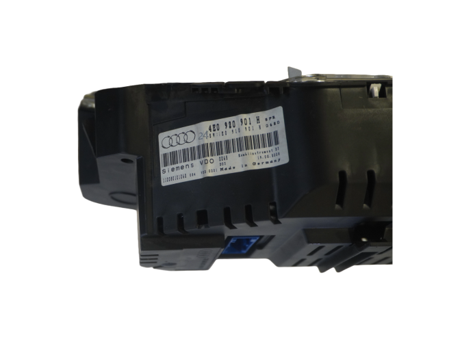 Cuadro instrumentos AUDI S8 2008