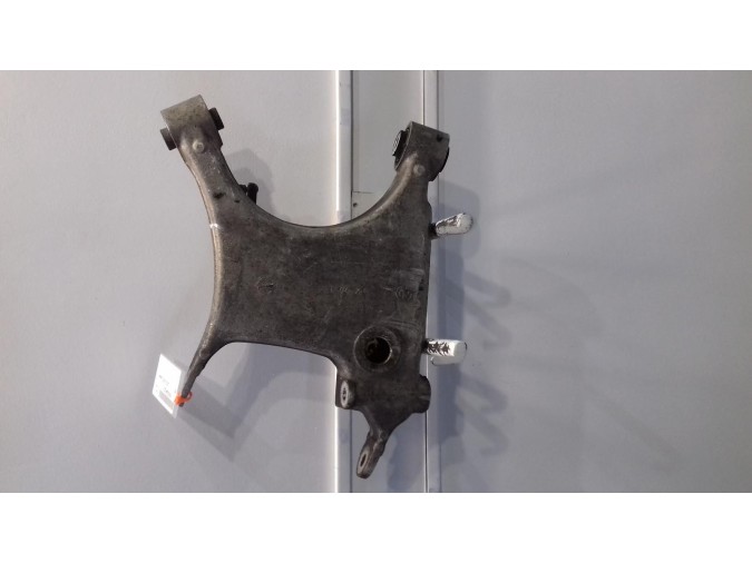 BRAZO SUSPENSION INFERIOR TRASERO IZQUIERDO MAZDA CX-3 2003