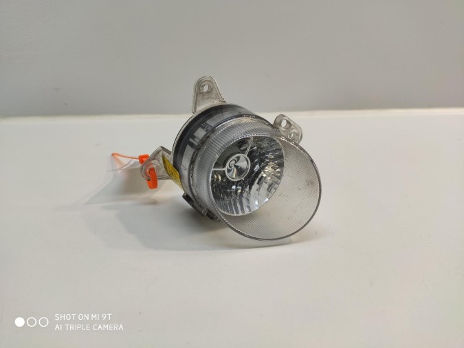 LUZ LATERAL/DIURNA DER SO MERCEDES C CLASS 2012