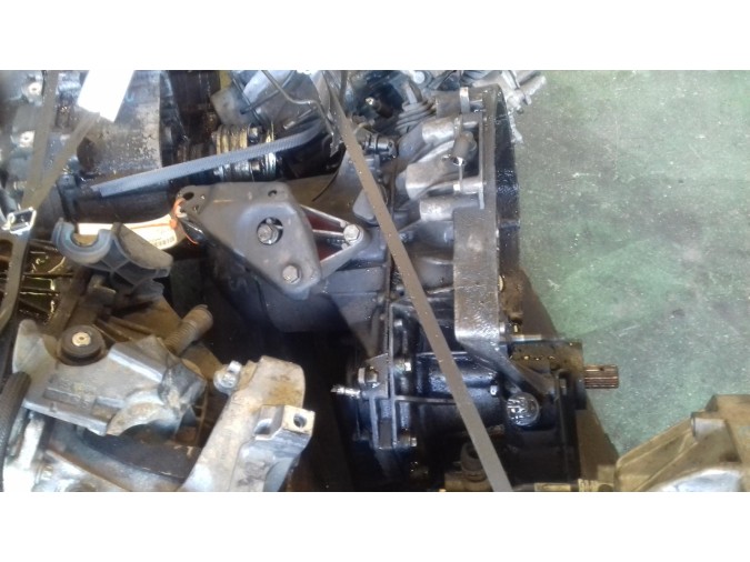 CAJA CAMBIOS RENAULT CLIO 1999
