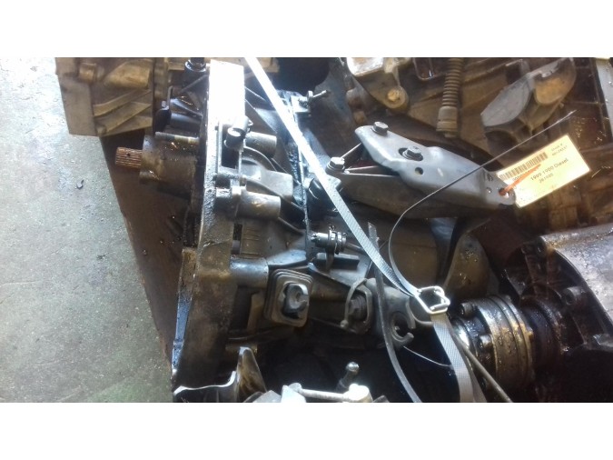 CAJA CAMBIOS RENAULT CLIO 1999
