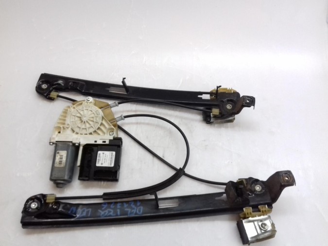 ELEVALUNAS DELANTERO IZQUIERDO SEAT LEON 2005