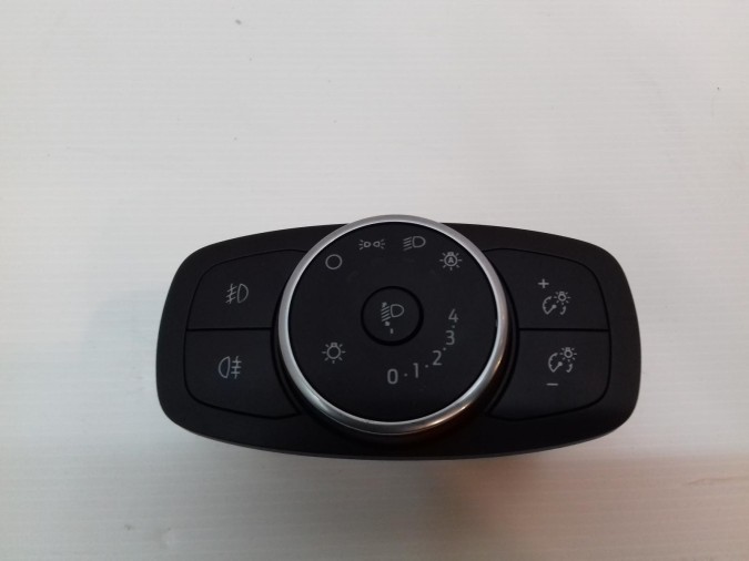 MANDO LUCES FORD FOCUS 2019