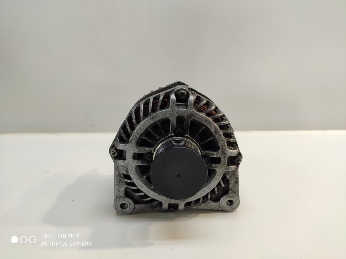 Alternador AUDI A5 2010