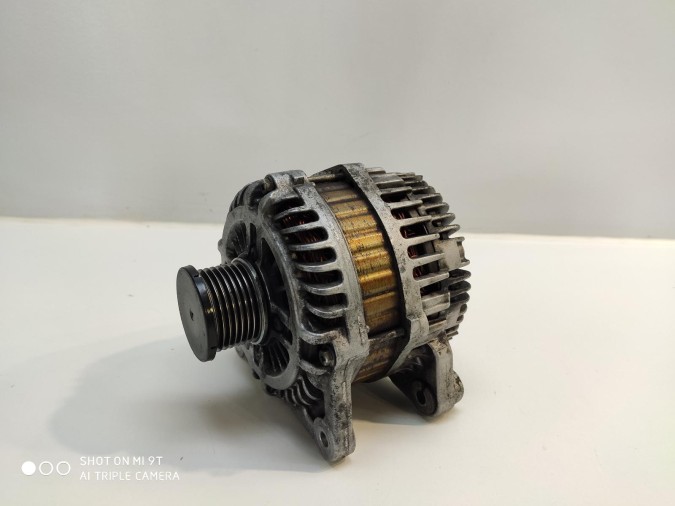 Alternador AUDI A5 2010