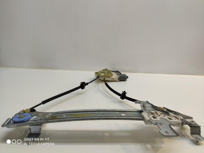 ELEVALUNAS TRASERO IZQUIERDO RENAULT MEGANE 2010