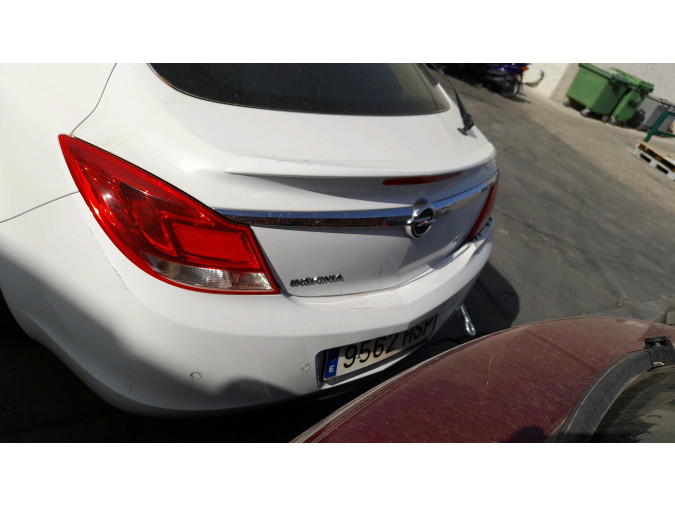 REJILLA IZQUIERDA PARAGOLPES DELANTERO OPEL INSIGNIA 2013