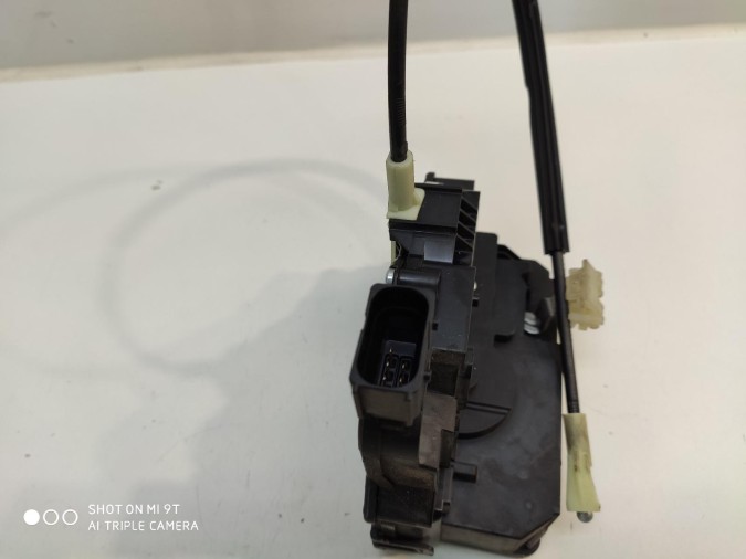 CERRADURA PUERTA DELANTERA DERECHA OPEL CORSA 2018