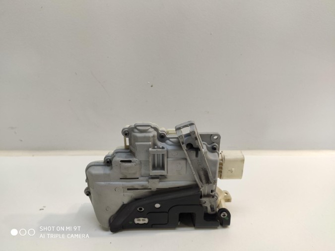 CERRADURA PUERTA DELANTERA IZQUIERDA VOLKSWAGEN PASSAT 2011