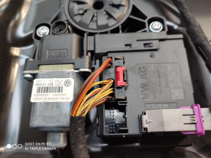 ELEVALUNAS DELANTERO IZQUIERDO VOLKSWAGEN PASSAT 2011