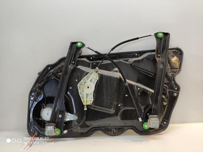 ELEVALUNAS DELANTERO IZQUIERDO VOLKSWAGEN PASSAT 2011