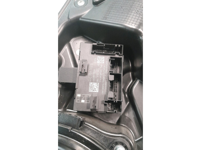 ELEVALUNAS DELANTERO DERECHO PORSCHE CAYENNE 2014
