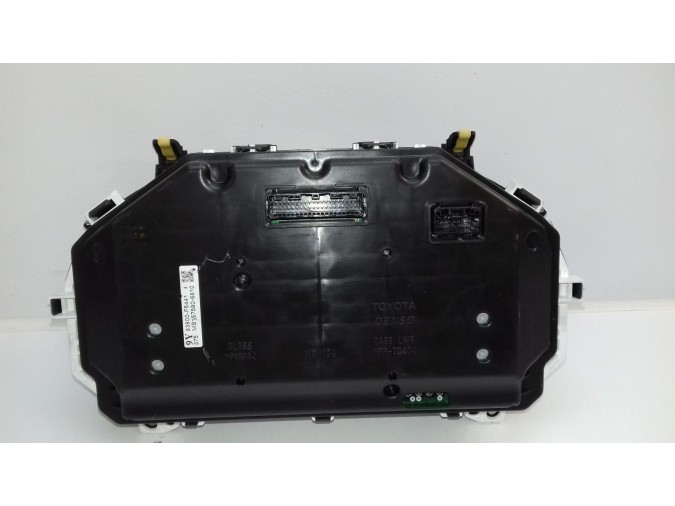 CUADRO INSTRUMENTOS TOYOTA YARIS 2018