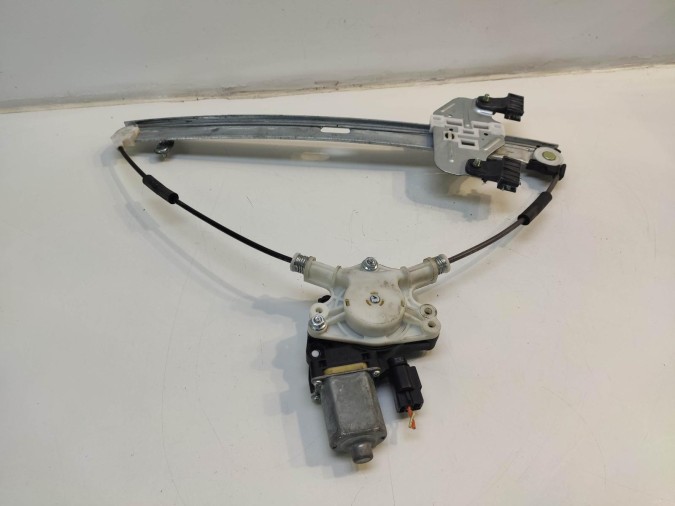 ELEVALUNAS DELANTERO DERECHO KIA PICANTO 2015