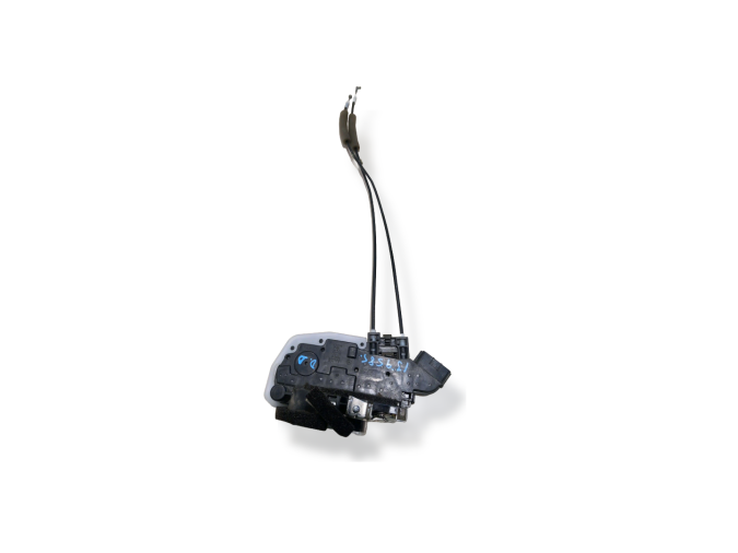 CERRADURA PUERTA DELANTERA DERECHA NISSAN JUKE 2011