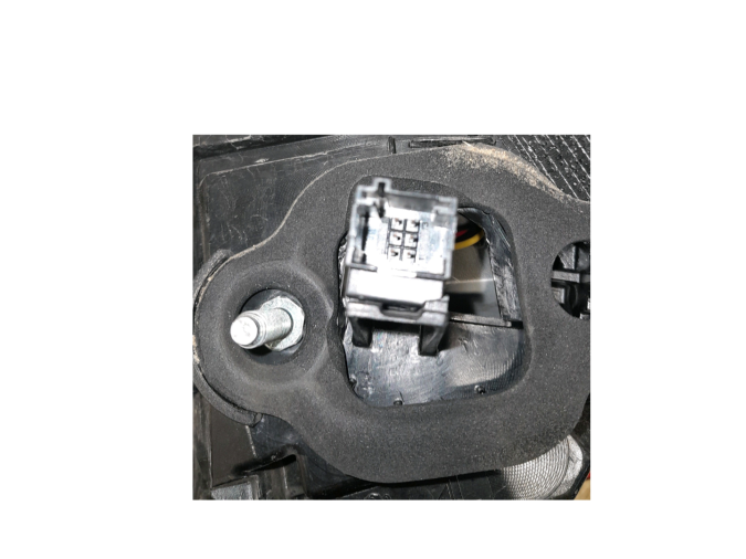PILOTO TRASERO DERECHO PEUGEOT 308 THP 2021