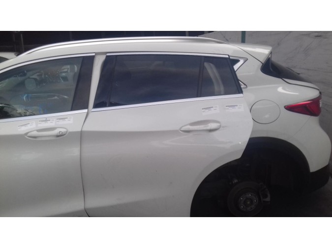 PUERTA TRASERA IZQUIERDA INFINITI QX30 43516