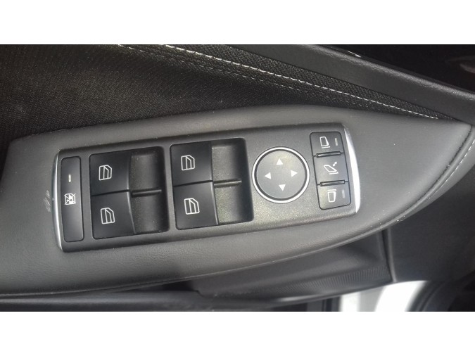 MANDO ELEVALUNAS DELANTERO IZQUIERDO HYUNDAI I20 43516