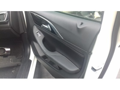 ELEVALUNAS DELANTERO DERECHO INFINITI QX30 43516