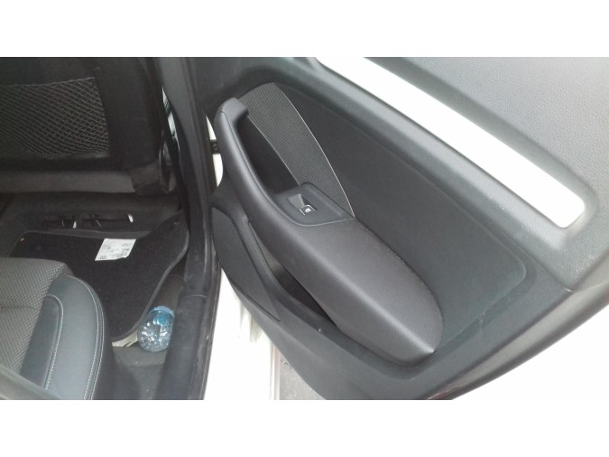 ELEVALUNAS TRASERO DERECHO AUDI A3 2019
