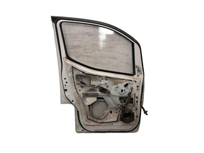 PUERTA DELANTERA IZQUIERDA NISSAN NV200 2011