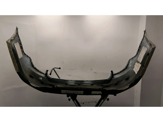 PARAGOLPES TRASERO VOLKSWAGEN PASSAT BLANCO 2021