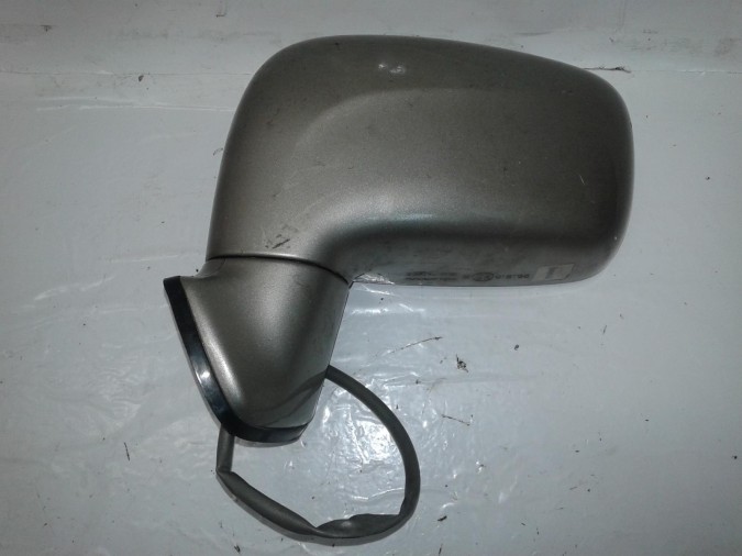 Retrovisor Izquierdo SUZUKI LIANA GRIS 2002