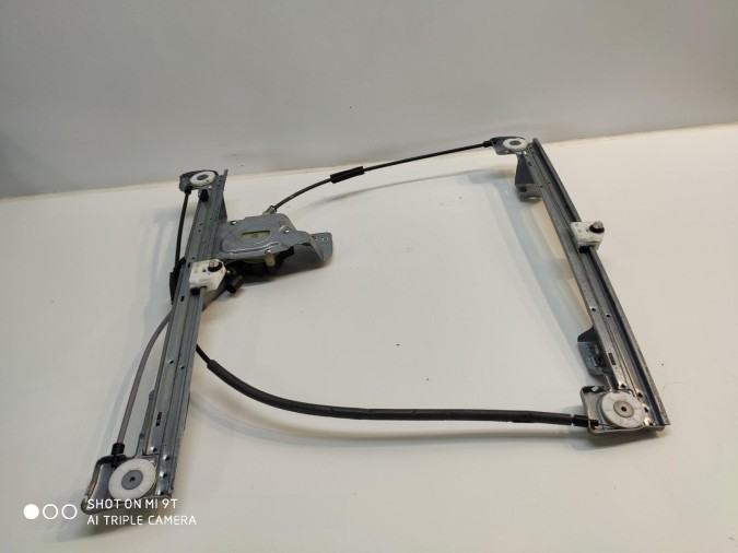 ELEVALUNAS DELANTERO IZQUIERDO MERCEDES CITAN 2018