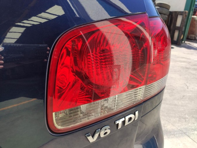 PILOTO TRASERO DERECHO INTERIOR TOYOTA AVENSIS 2005