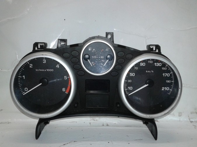 CUADRO INSTRUMENTOS PEUGEOT 207 2011