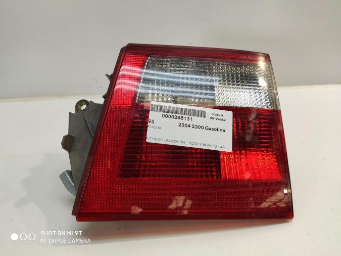 PILOTO TRASERO DERECHO INTERIOR SAAB 95 2004