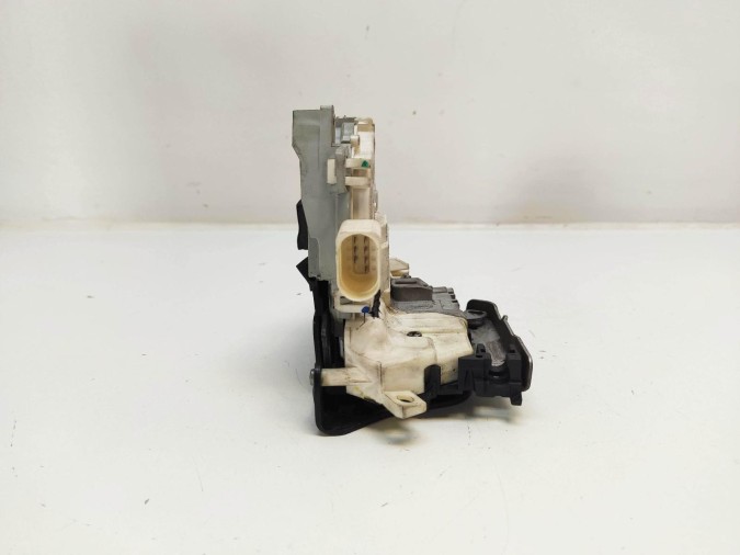 CERRADURA PUERTA DELANTERA  IZQUIERDA AUDI A5 2011