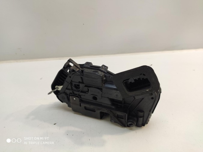 CERRADURA PUERTA TRASERA DERECHA VOLKSWAGEN POLO 2018