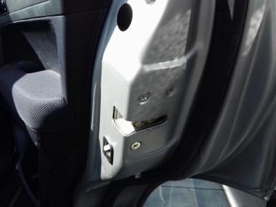CERRADURA PUERTA TRASERA DERECHA PEUGEOT 2008 2007