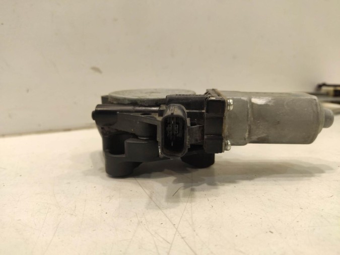 ELEVALUNAS TRASERO DERECHO PEUGEOT 2008 2007