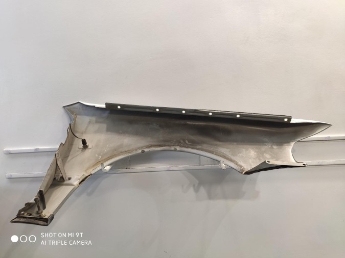 ALETA DELANTERA IZQUIERDA AUDI A8 2001