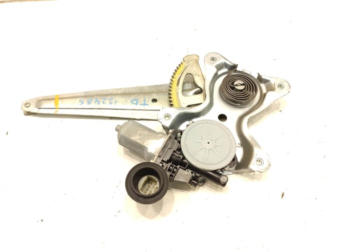 ELEVALUNAS TRASERO DERECHO LEXUS RX SERIES 2006