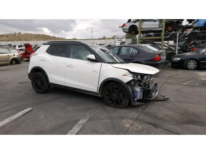 MANDO ELEVALUNAS DELANTERO IZQUIERDO SSANGYONG TIVOLI 2020